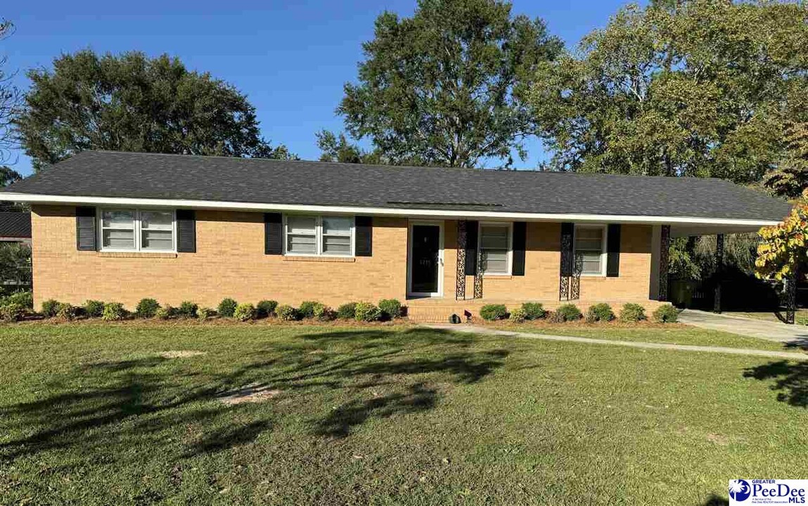 1715 State Rd S-21-1349 in Florence, SC - Building Photo