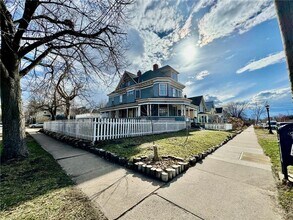 1464 W Minnehaha Ave in St. Paul, MN - Building Photo - Building Photo