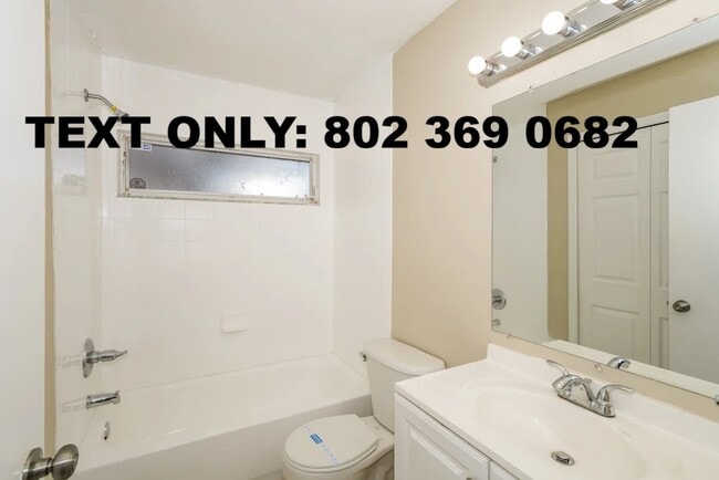 1212 Blufield Ave in Brandon, FL - Building Photo - Building Photo