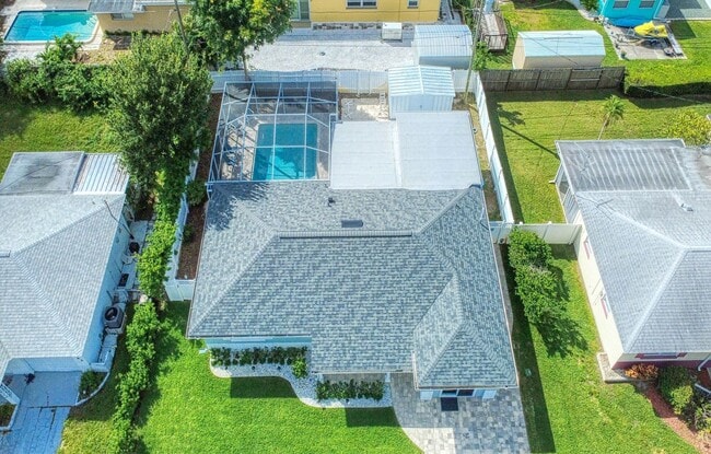 9796 52nd Terrace N in St. Petersburg, FL - Building Photo - Building Photo