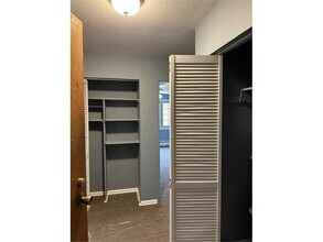 4445 Chowen Ave S in Minneapolis, MN - Building Photo - Building Photo