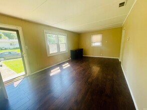 416 S Eastside Dr in Bloomington, IN - Building Photo - Building Photo