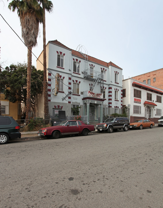 723 Columbia Ave in Los Angeles, CA - Foto de edificio