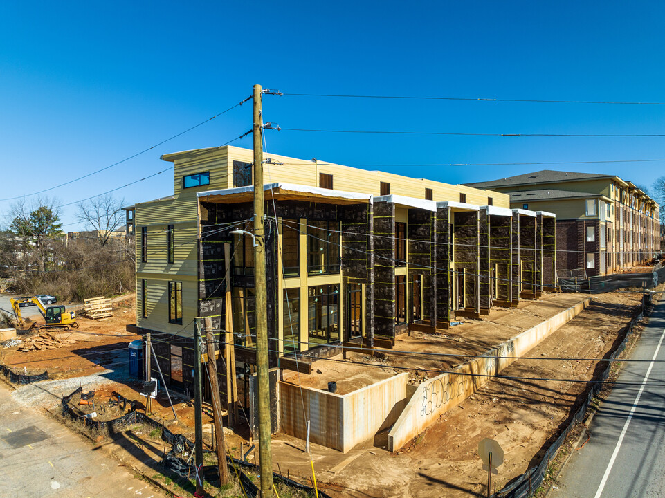 Berne Street Townhomes in Atlanta, GA - Building Photo