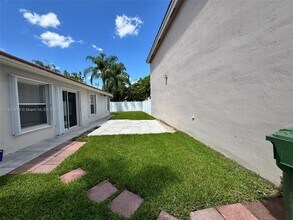 18171 NW 18th St in Pembroke Pines, FL - Building Photo - Building Photo