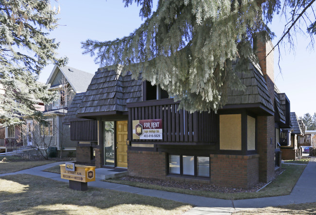 416 11a St NW in Calgary, AB - Building Photo - Building Photo