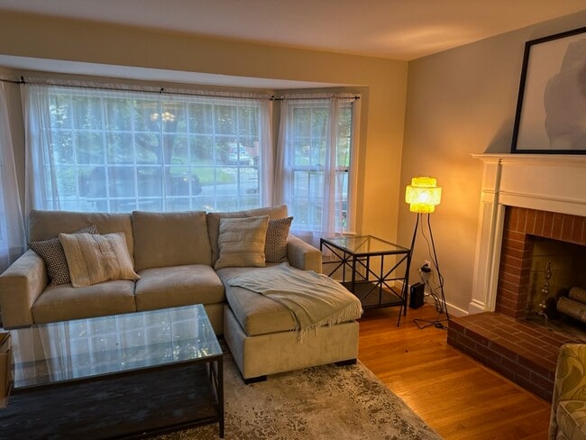 39 Beechmont St in Worcester, MA - Foto de edificio - Building Photo