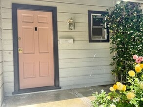 548 W 4th Ave in Chico, CA - Building Photo - Building Photo