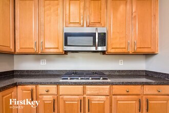 595 Grande View in Stone Mountain, GA - Building Photo - Building Photo