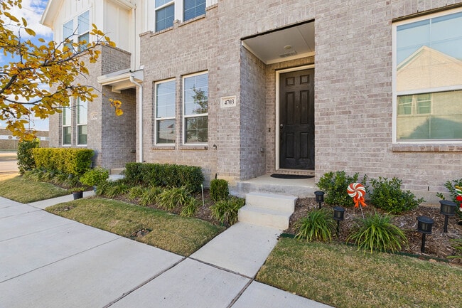 property at 4703 Kindred St