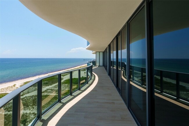 900 N Ocean Blvd in Pompano Beach, FL - Building Photo - Building Photo