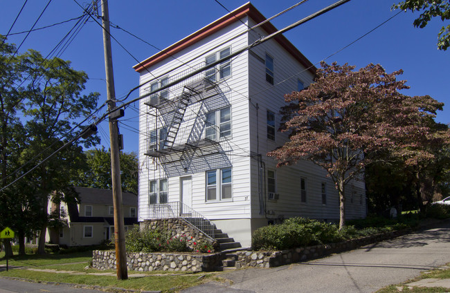 37 Villard Ave in Hastings On Hudson, NY - Building Photo - Building Photo