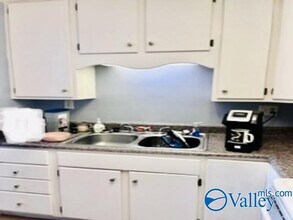 310 Rock St SE-Unit -C in Hartselle, AL - Building Photo - Building Photo