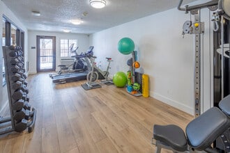 Oxbow Apartments in Steamboat Springs, CO - Building Photo - Interior Photo