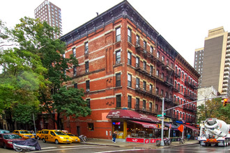 1714 2nd Ave in New York, NY - Building Photo - Building Photo