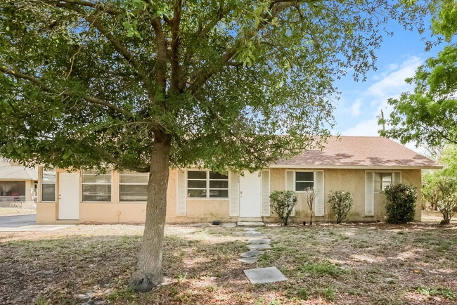 property at 1020 Fontana St