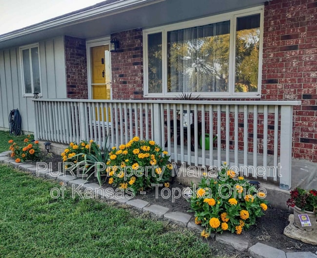 111 Vista View Ct in Ozawkie, KS - Building Photo - Building Photo