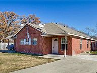 2611 Wilson Rd in Fort Worth, TX - Building Photo