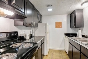 The Quarter Student Housing