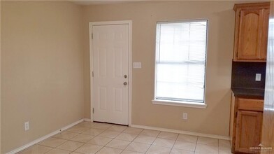 5887 Mile 11 N in Mercedes, TX - Building Photo - Building Photo