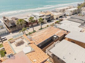 1628 S Pacific St in Oceanside, CA - Building Photo