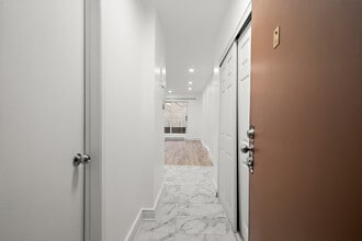 1375 La Fontaine Rue in Montréal, QC - Building Photo - Building Photo