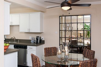 Del Prado Apartment Homes in Pleasanton, CA - Building Photo - Building Photo