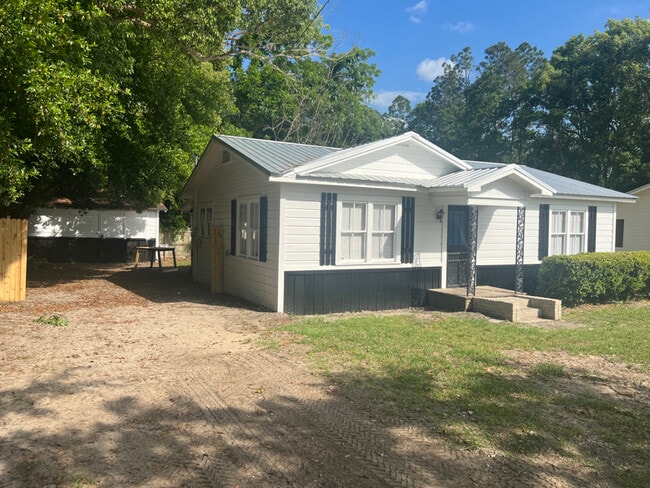 property at 618 St Marys Dr