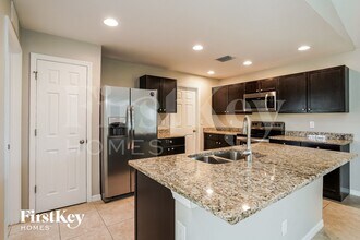 2101 NW 10th Terrace in Cape Coral, FL - Foto de edificio - Building Photo