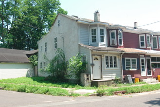 101 S Overbrook Ave in Trenton, NJ - Building Photo - Building Photo