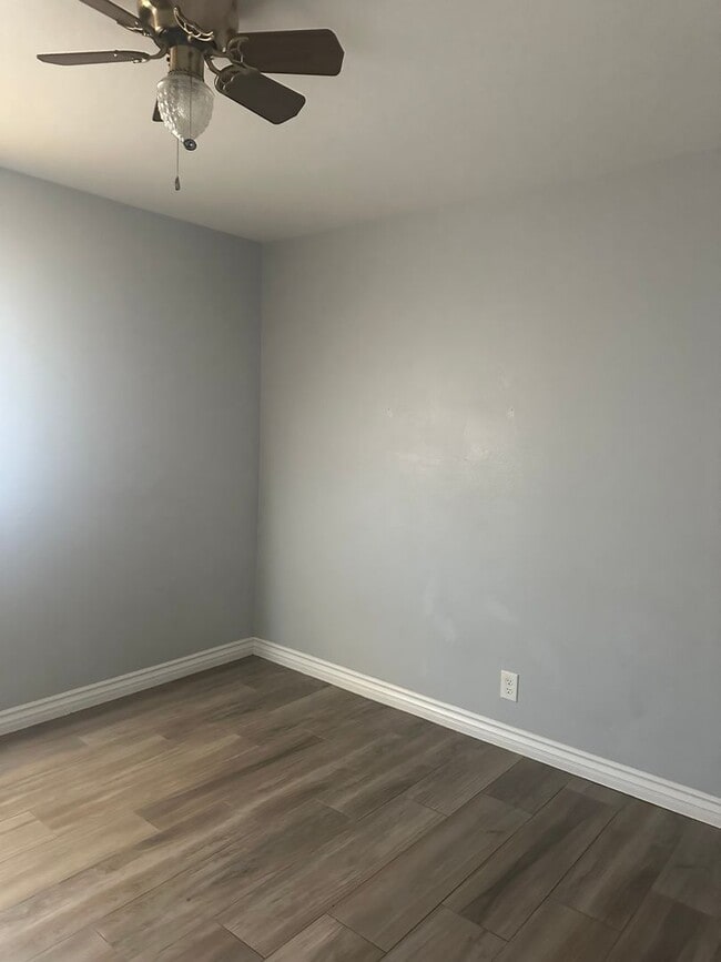 22259 Shandin Rd in Apple Valley, CA - Building Photo - Building Photo