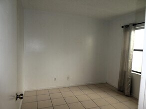 7149 Golf Colony Ct in Greenacres, FL - Building Photo - Building Photo