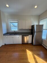 18 Whitby Ter, Unit B in Boston, MA - Building Photo - Building Photo