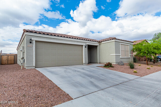 property at 1749 E Chanute Pass