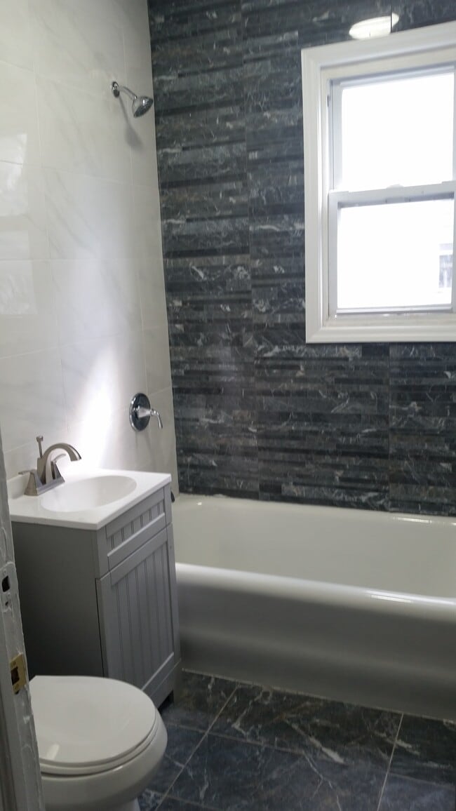 321 Vermont Ave, Unit 0