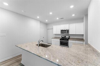 1301 Parker Dr in Princeton, TX - Building Photo - Building Photo