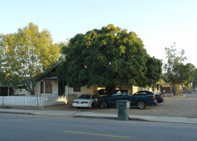 1218-1220 D St Apartments