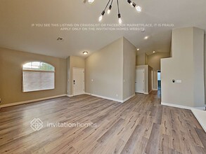 532 Viva Serenade Way in Henderson, NV - Building Photo - Building Photo