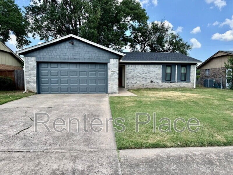 509 W F St in Jenks, OK - Building Photo