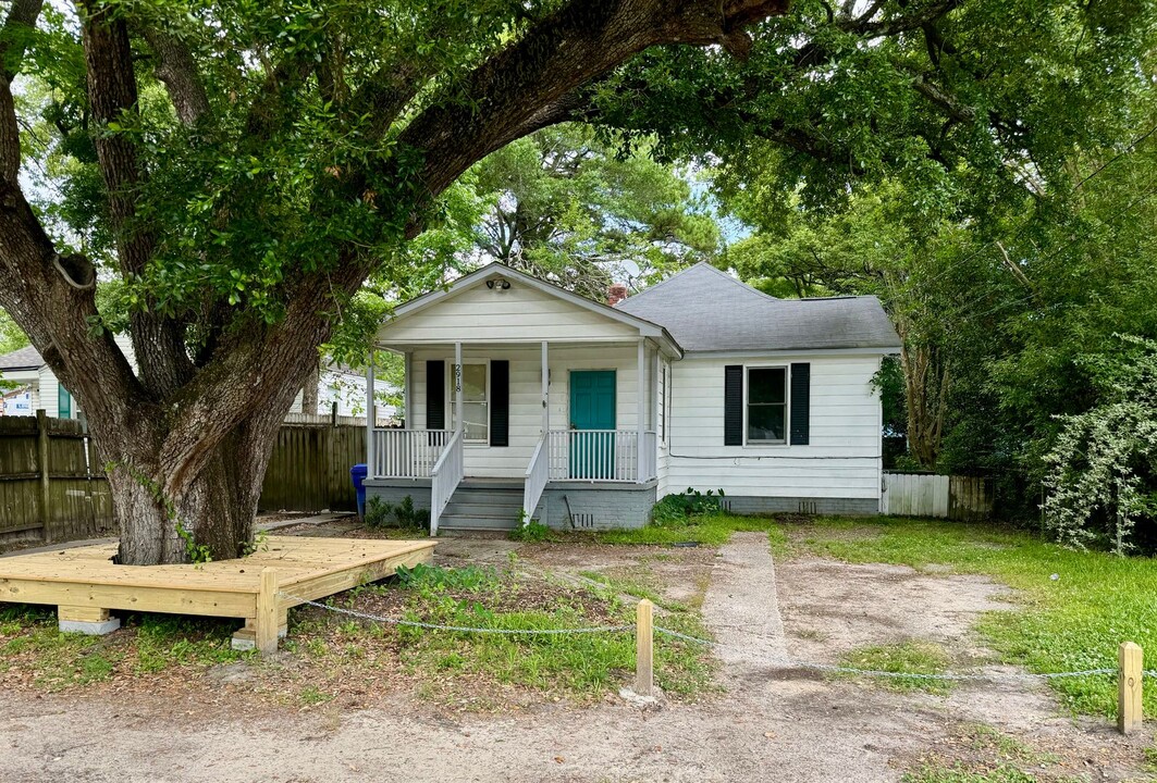 2918 Lexington Ave in North Charleston, SC - Building Photo