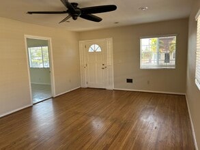 1155 W 22nd St in San Pedro, CA - Building Photo - Building Photo