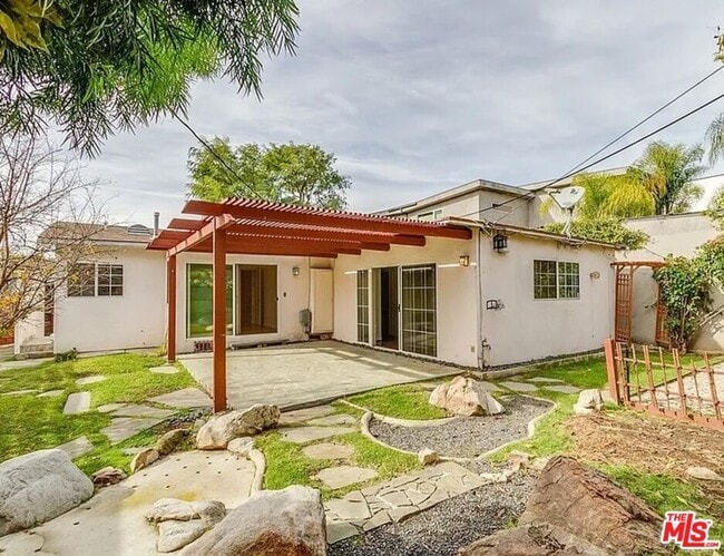 3770 Stewart Ave in Los Angeles, CA - Building Photo - Building Photo