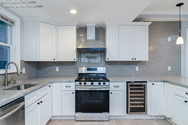 38 Crescent Ave, Unit 1