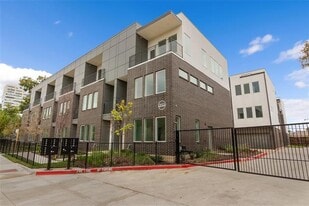 3915 N Hall St in Dallas, TX - Building Photo