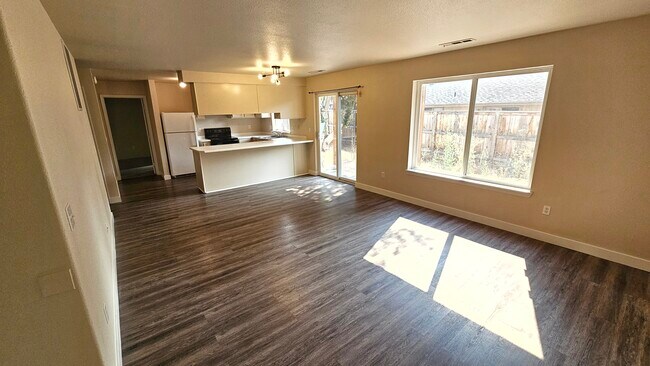 property at 3060 Sheraton Ct