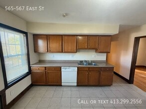 565-567-567 East St in Ludlow, MA - Building Photo - Building Photo