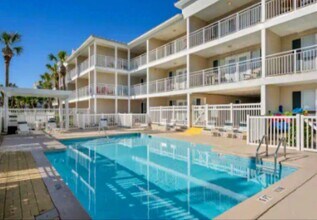 3291 Scenic Hwy 98 in Destin, FL - Building Photo - Building Photo