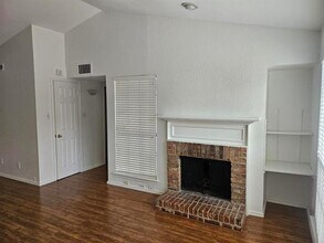 3101 Townbluff Dr in Plano, TX - Building Photo - Building Photo