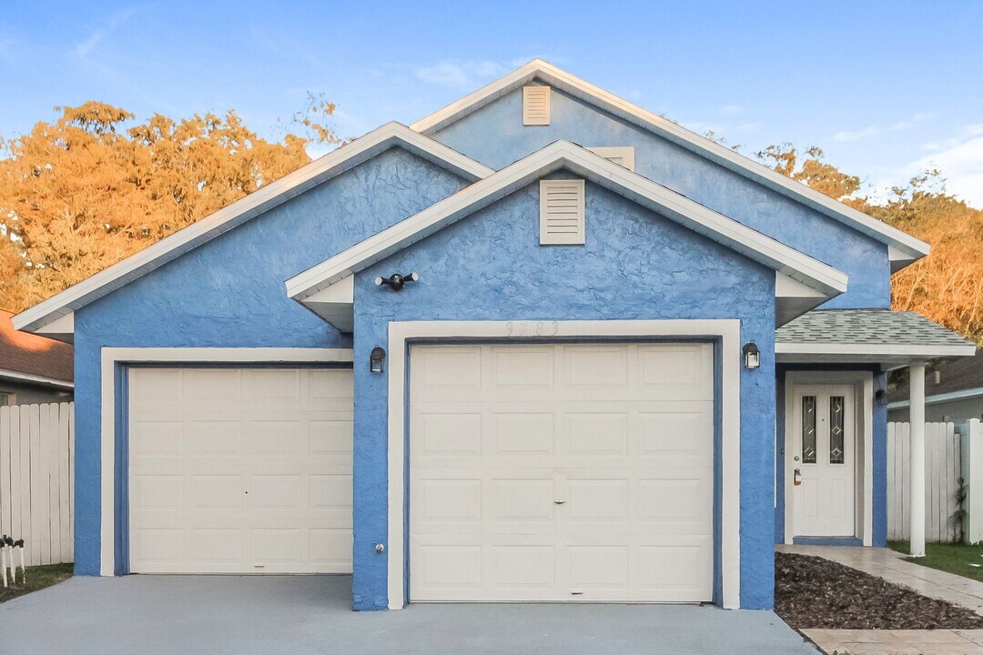 9783 Lupine Ave in Orlando, FL - Building Photo