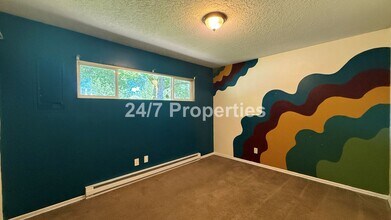 910 N Ainsworth St in Portland, OR - Building Photo - Building Photo